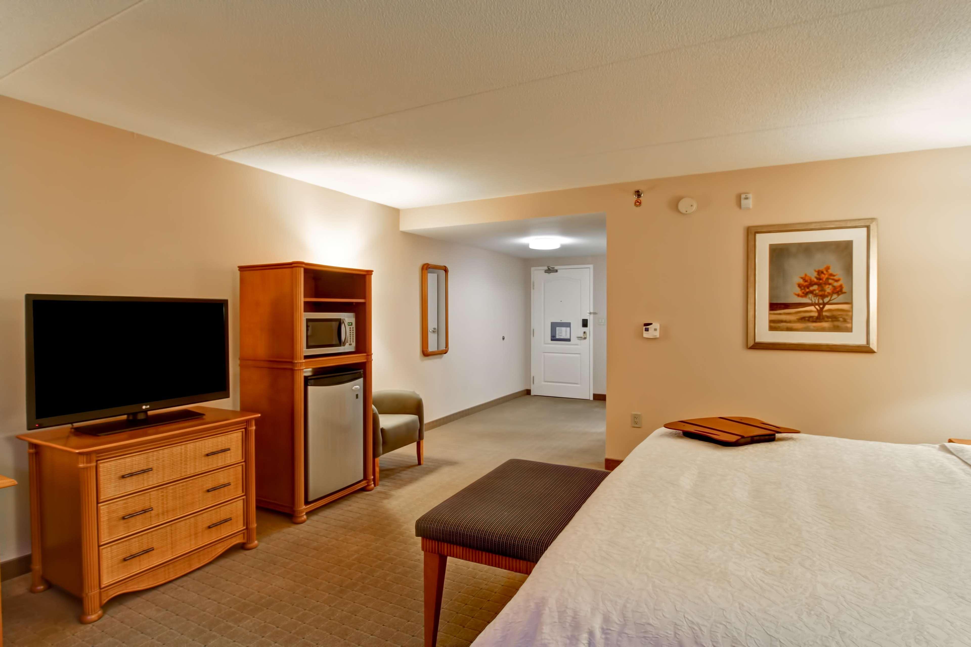 Hampton Inn & Suites Guelph Exterior foto